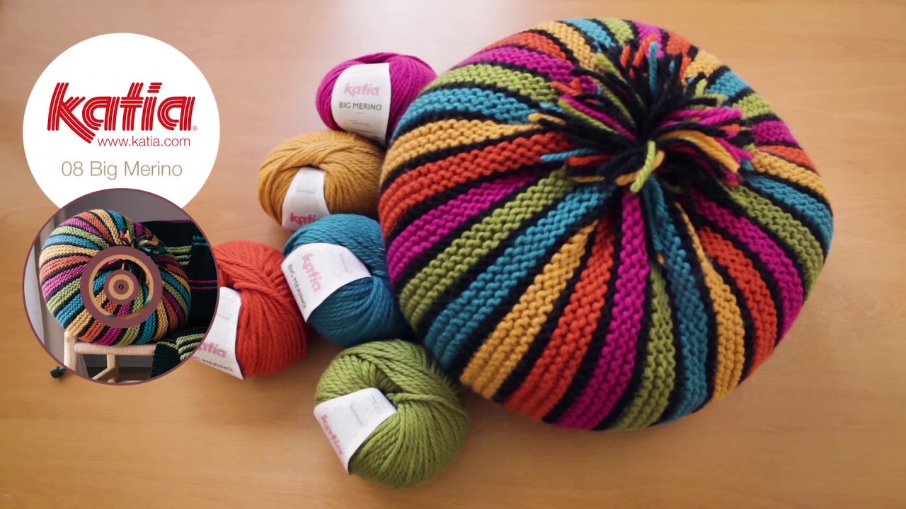 How to Knit a Striped Round Cushion