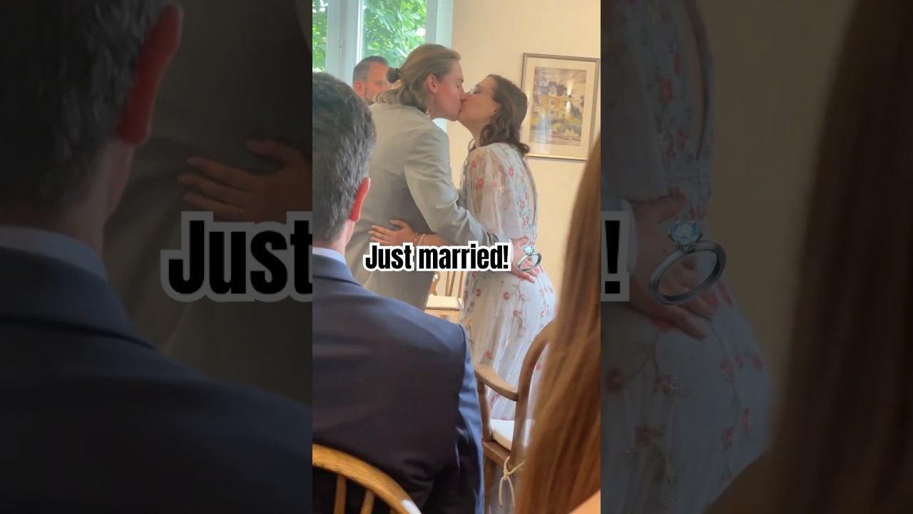 Just married! 👰🏻&zwj;♀️💍🤵🏼