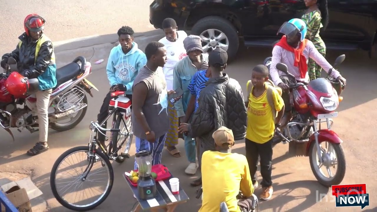 CHRIS PRANK: 😳😱Ngo umujura ateye imiti 🤣umuturage Nyabugogo 🤣 #prank