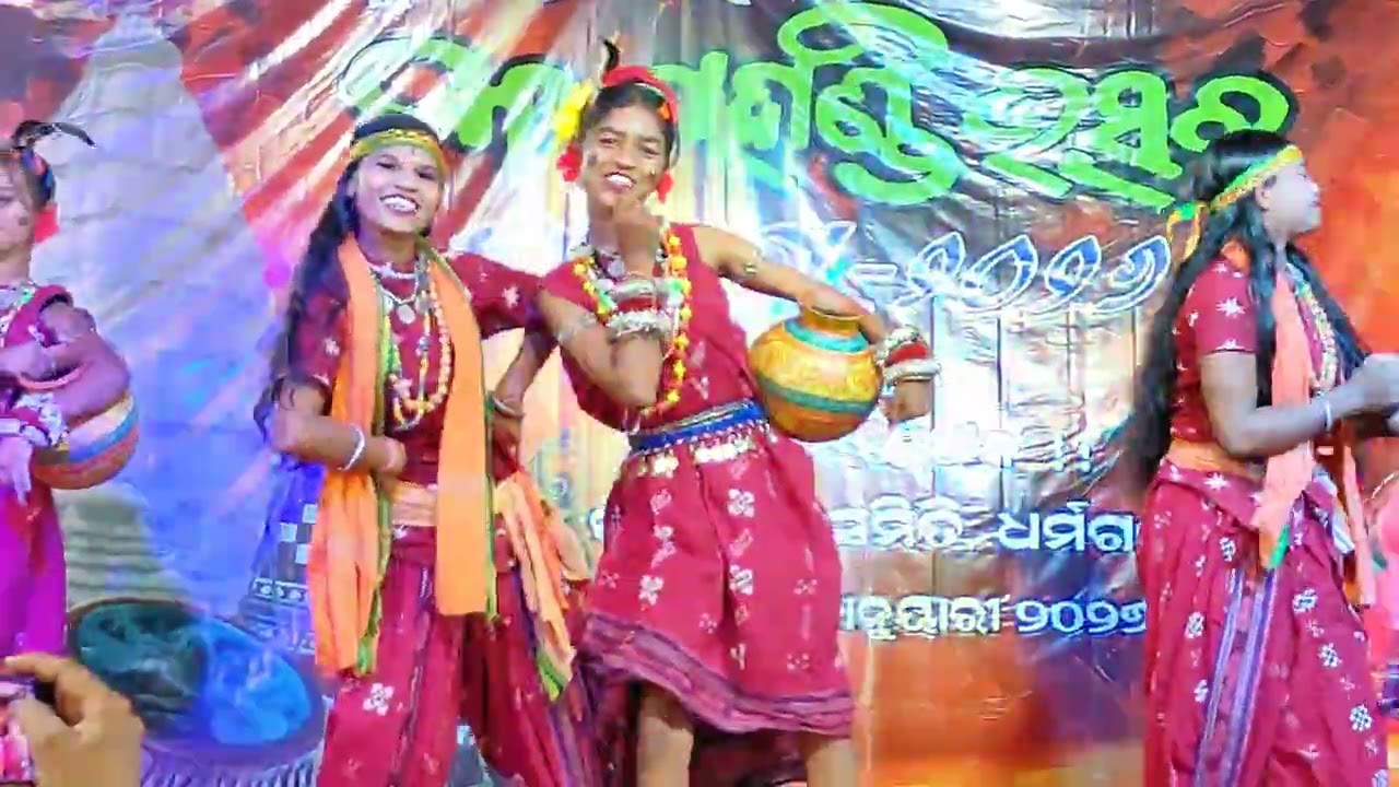 Jangli phala mula khai ... Kalahandia song . Dance performance by SSD school Students 