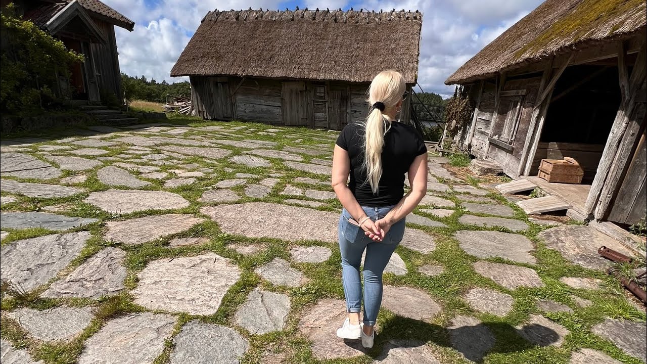 Vi besöker historiska Äskhults by (Norra Halland)