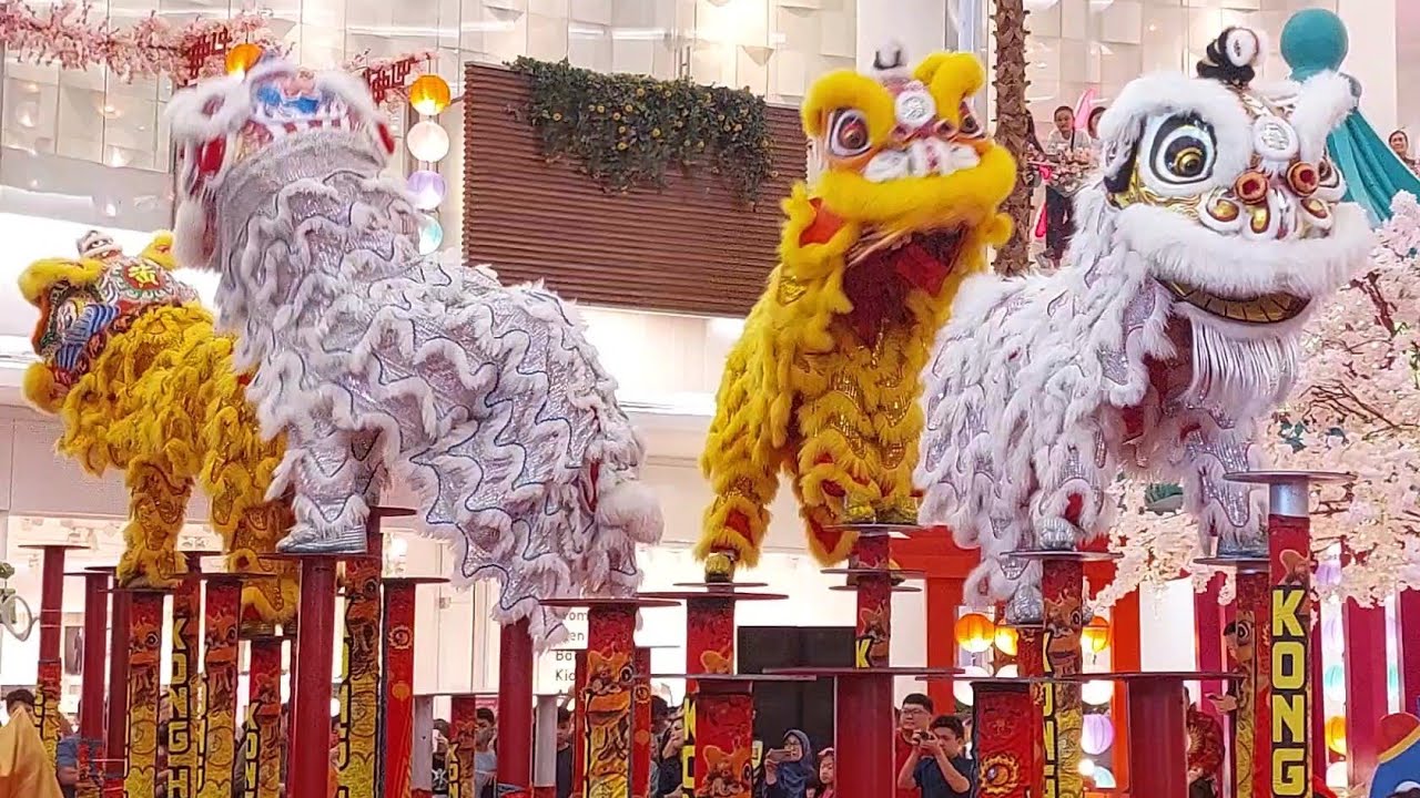 BARONGSAI DOUBLE TONGGAK KONG HA HONG at Emporium Pluit Mall Jakarta 8 feb 2024