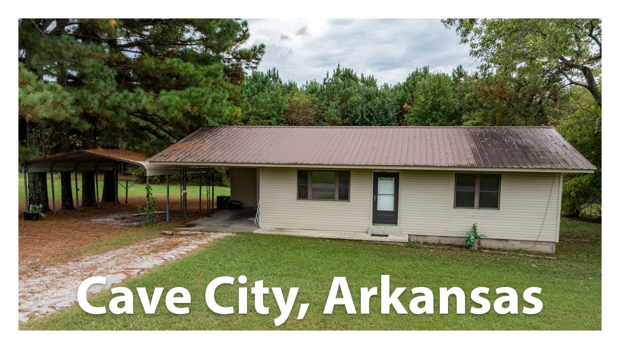 Home for Sale | 439 Johnson Street Cave City, AR 72521 Listed at $99,900 Walk Through