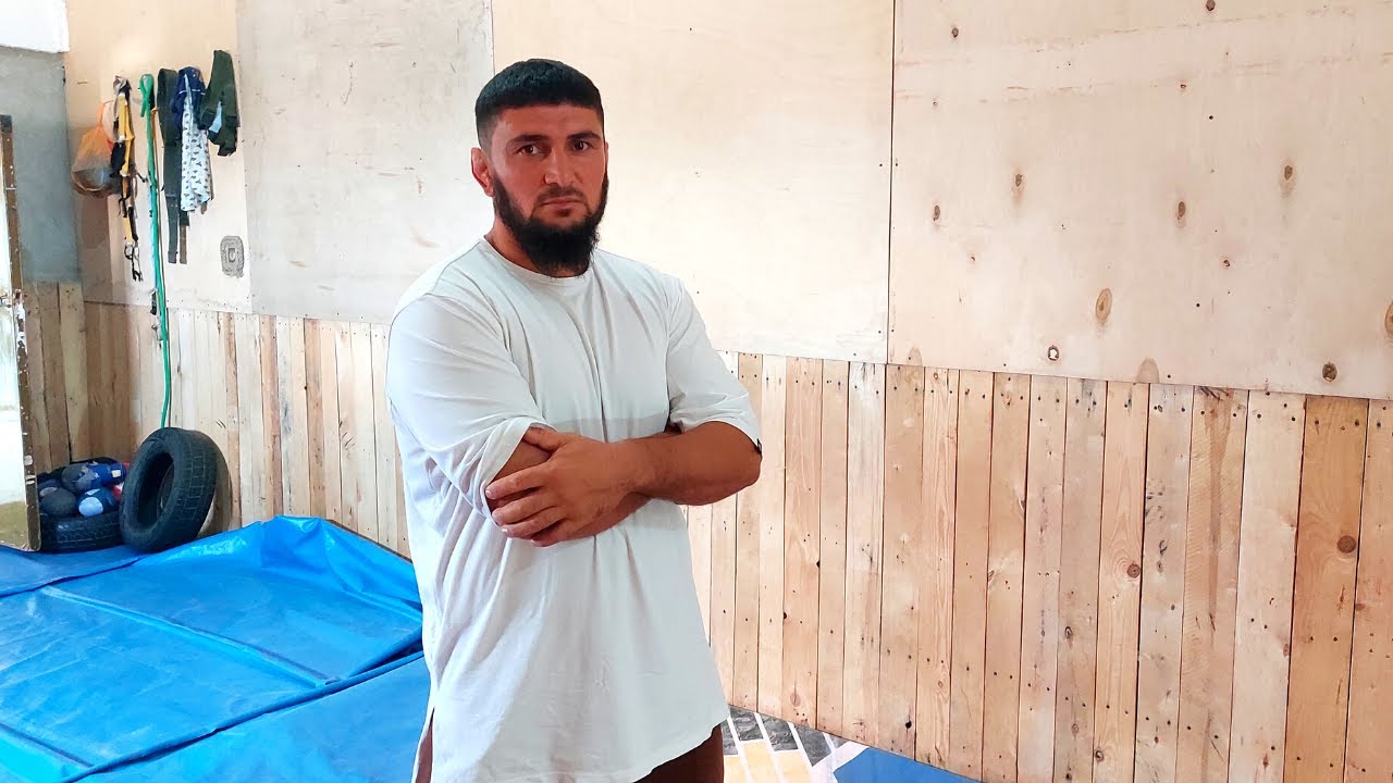 ERMƏNİNİ YIXAN ŞAMAXILI MƏŞHUR GÜLƏŞÇİ: 