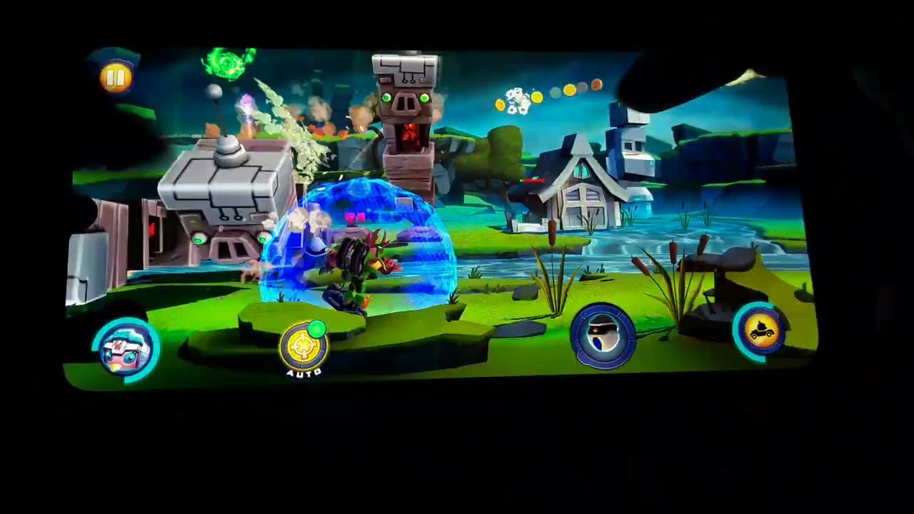 Играю в игру Angry birds transformers. Забираю свои награды.