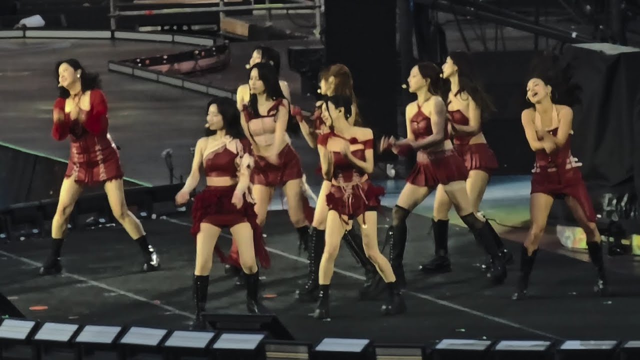 250424 트와이스(TWICE) - Strategy, FANCY, TT @ Coldplay 'MUSIC of the SPHERES SEOUL'