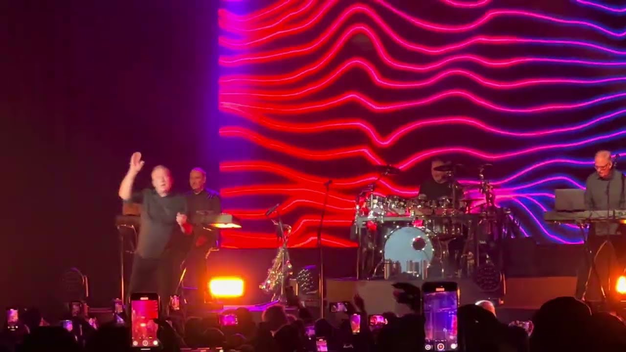 Orchestral Manoeuvres in the Dark - So In Love - Live 2025