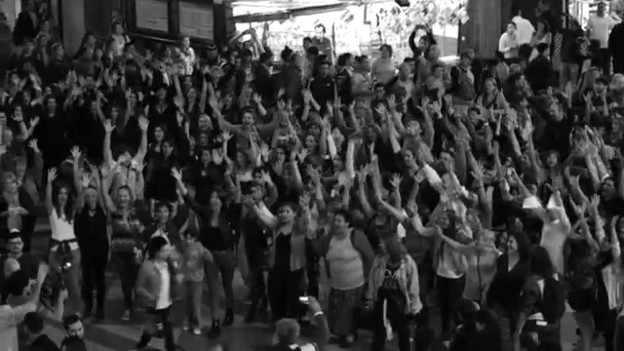 Día Mundial de la Voz,  FLASH MOB : "Inconsciente Colectivo, Charly García"