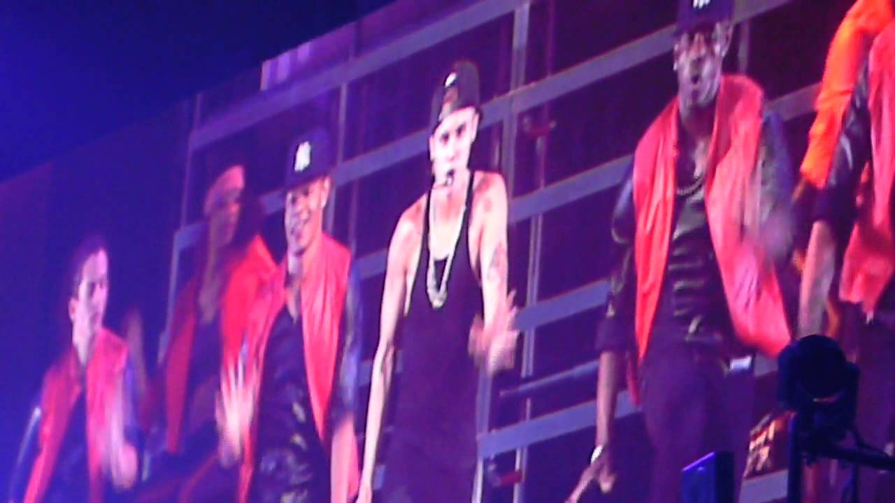 Justin Bieber - Beauty and A Beat - CenturyLink in Omaha, Nebraska