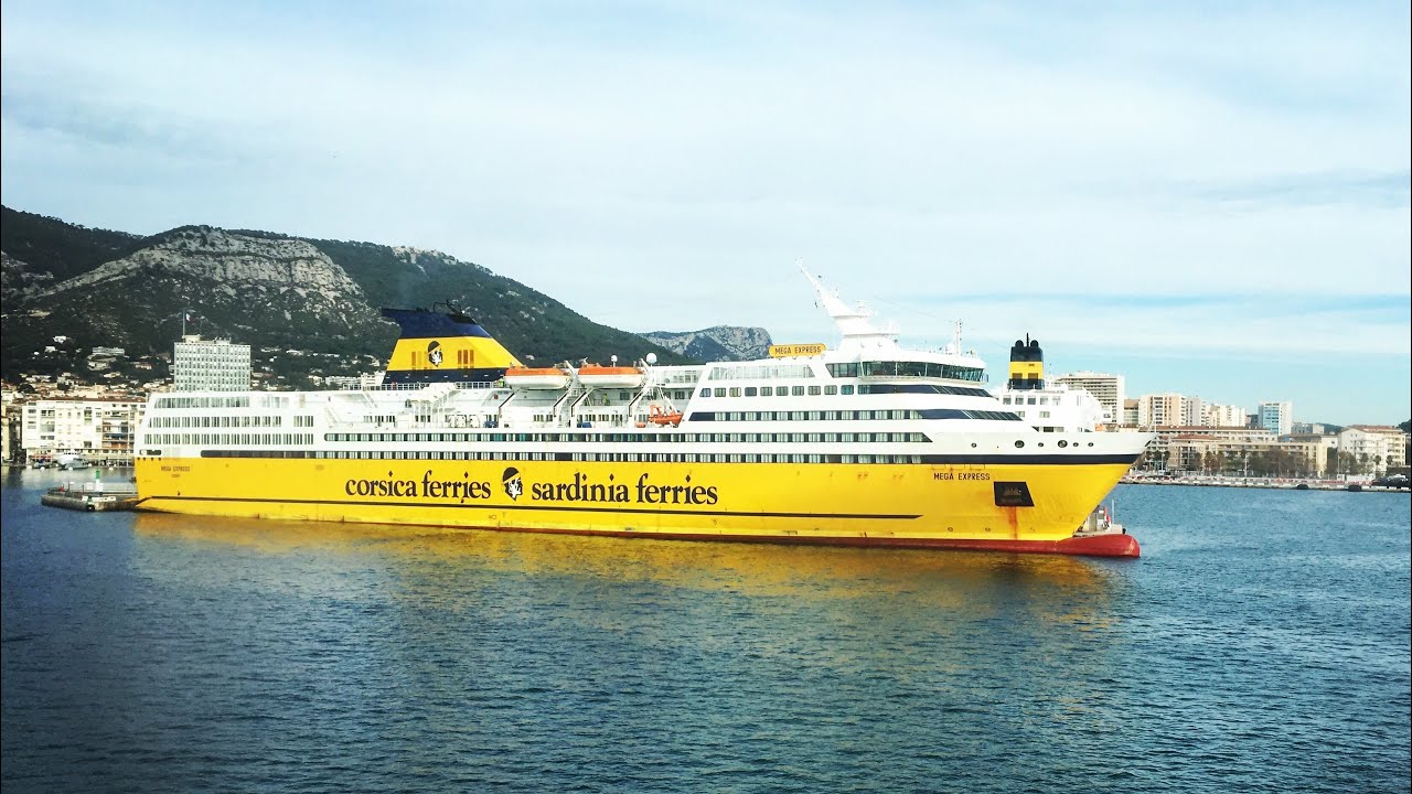 APPAREILLAGE DU MEGA EXPRESS TWO DU PORT DE BASTIA - 4K