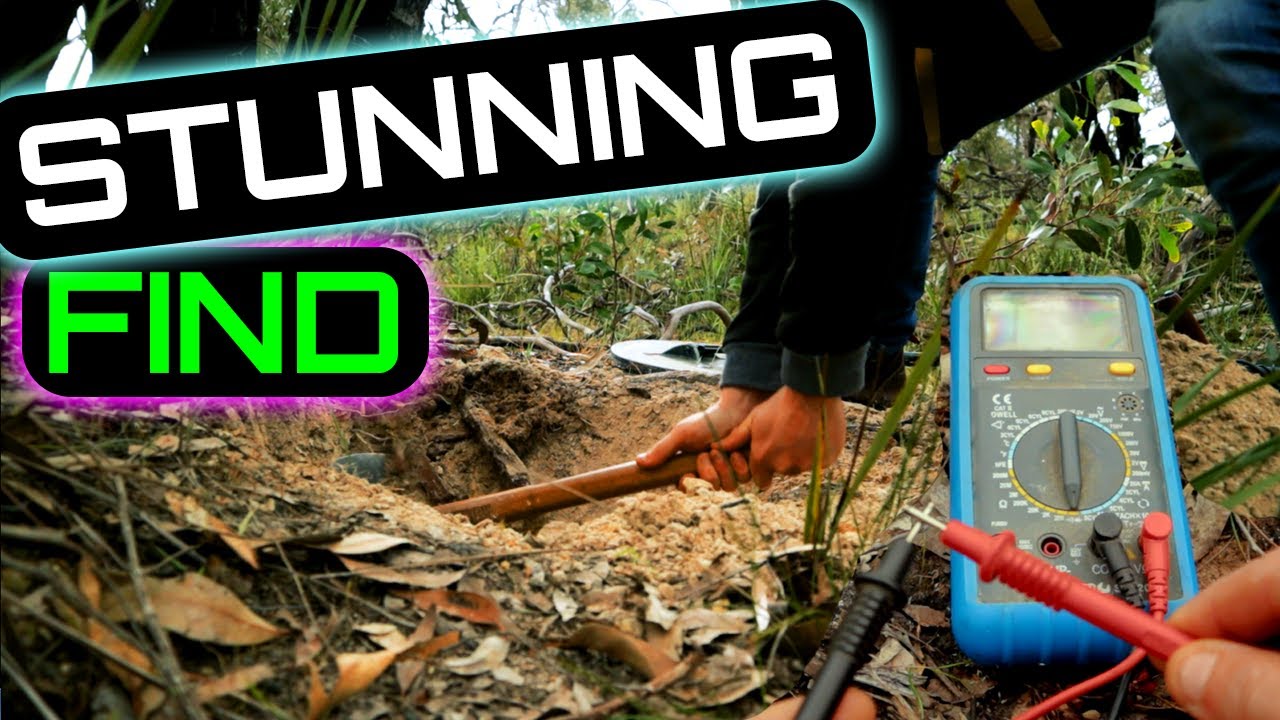 SUPERB GOLD specimen FOUND | Testing GOLD DEPOSIT with a Multi Meter | HOW FAR DOES IT GO??