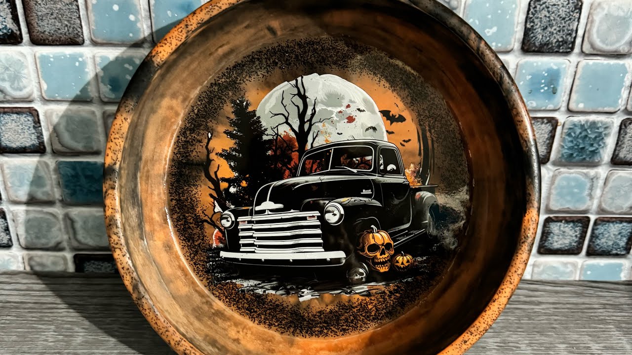 #008 Halloween bowl using Aqua Cast Eco resin and rub on transfer #halloween #bowl