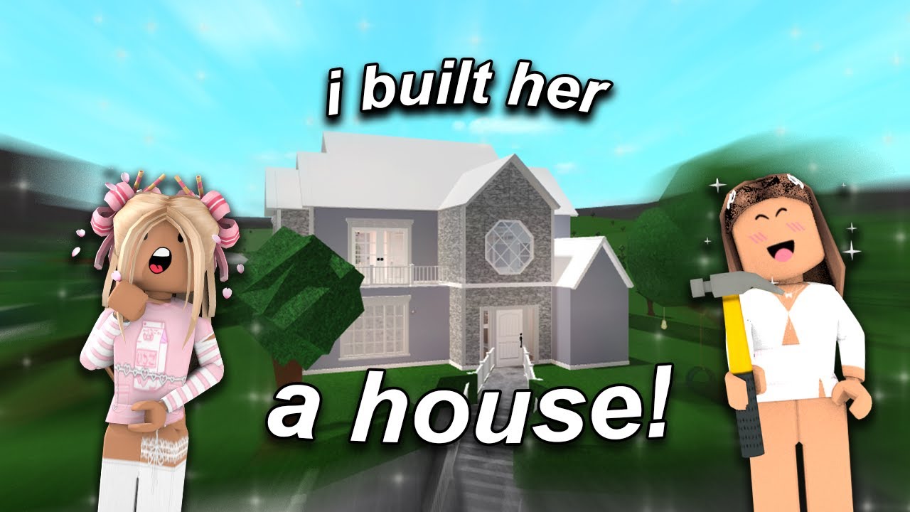 Building my FAN a HOUSE In Bloxburg