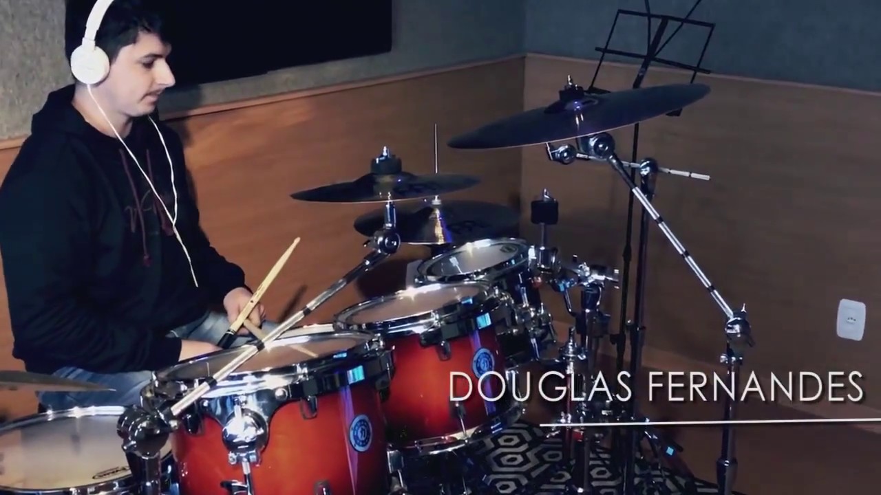 Douglas Fernandes -Jamil Ronconi - Ousadia (Drum Cover)