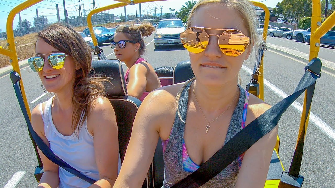 3 GIRLS, 1 TINY CAR