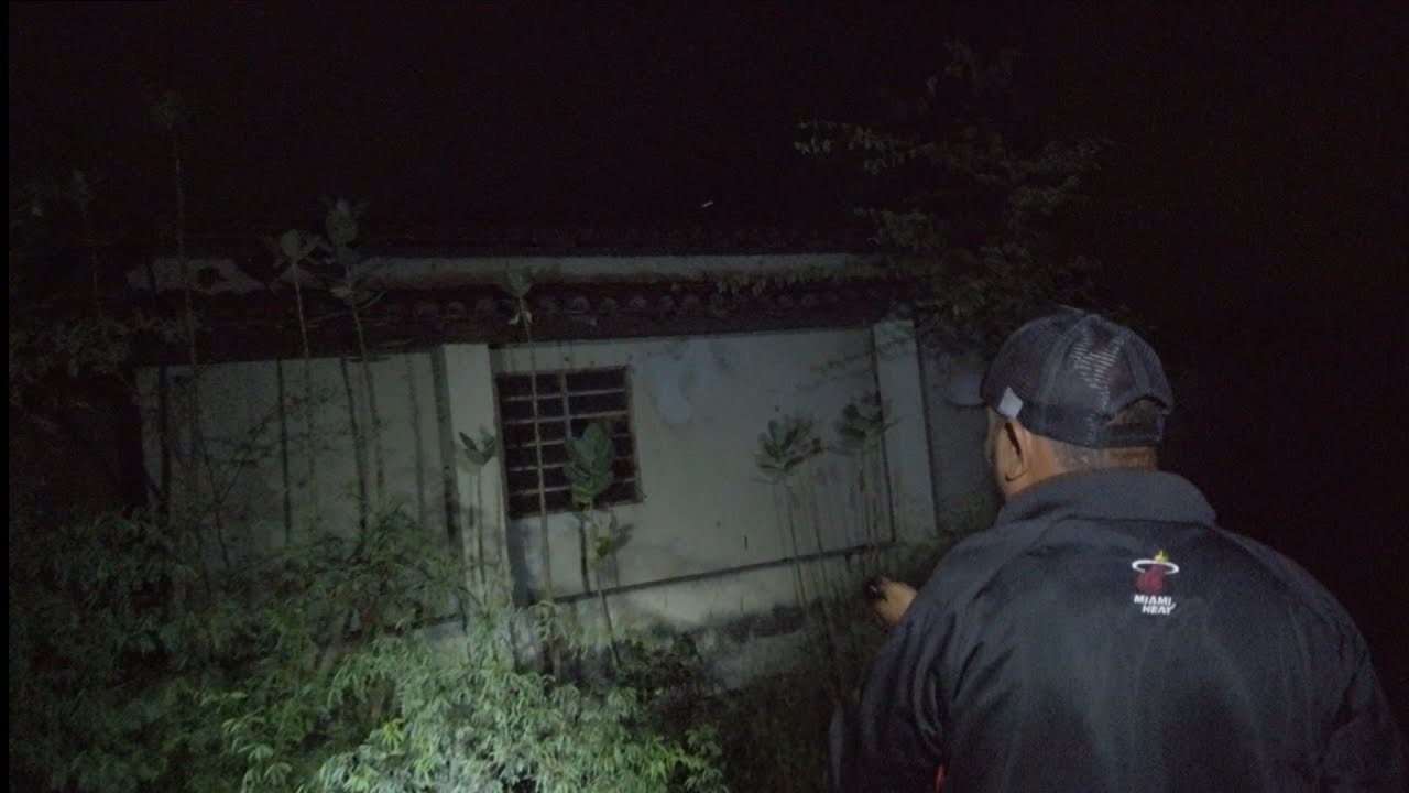 Visitamos uma casa abandonada - Contato Oculto 