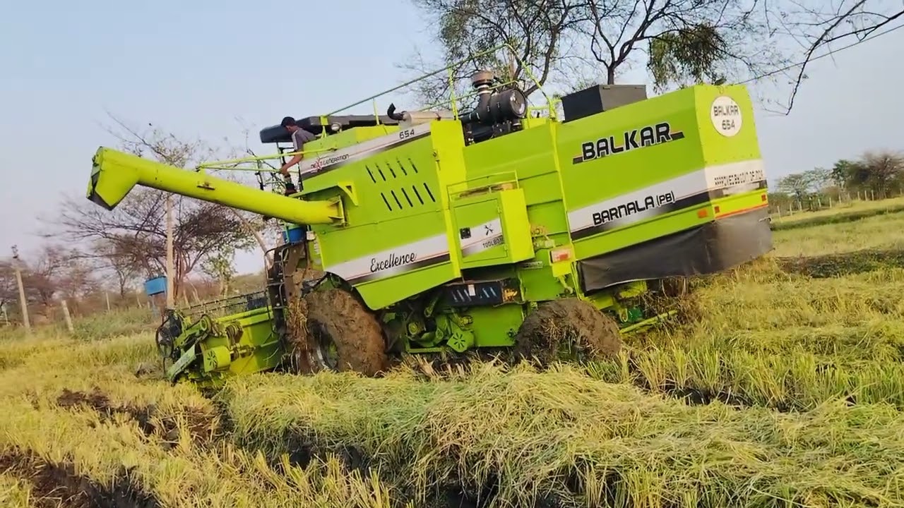 4x4 harvester ki takat dekhiye 😲🫨 kitna hai?