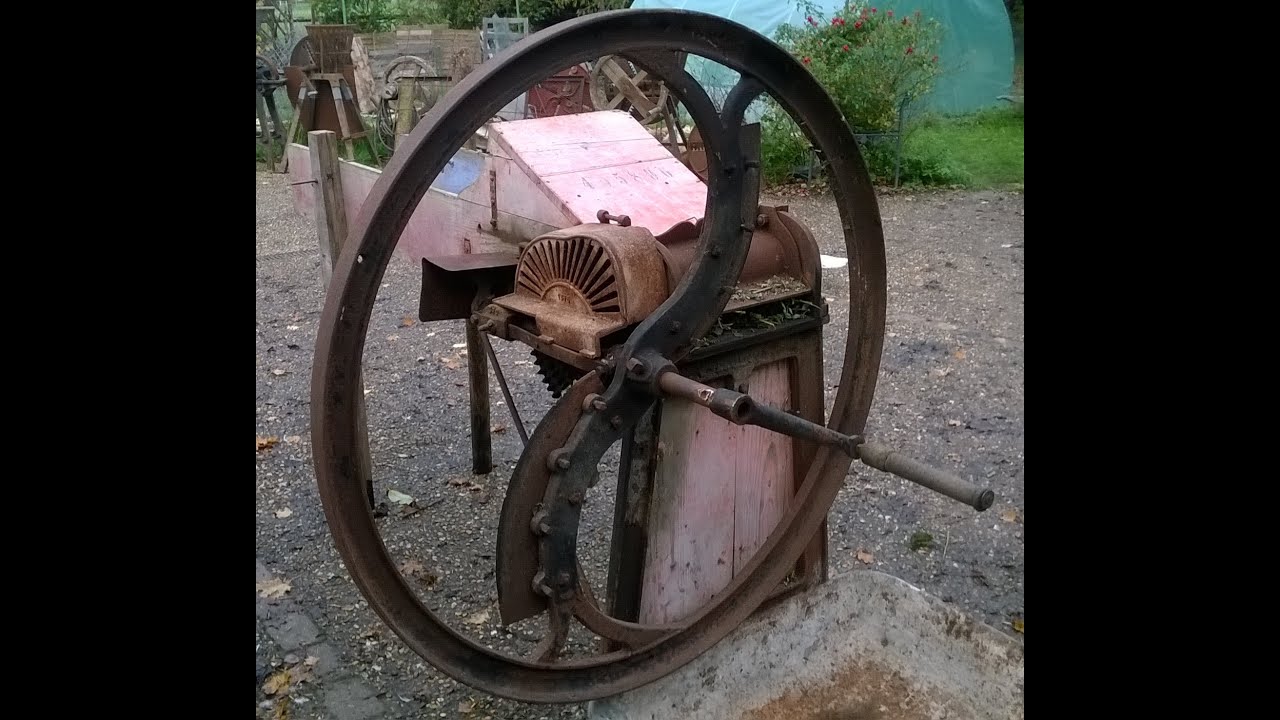 Hache-Paille pour permaculture et paillage au jardin !