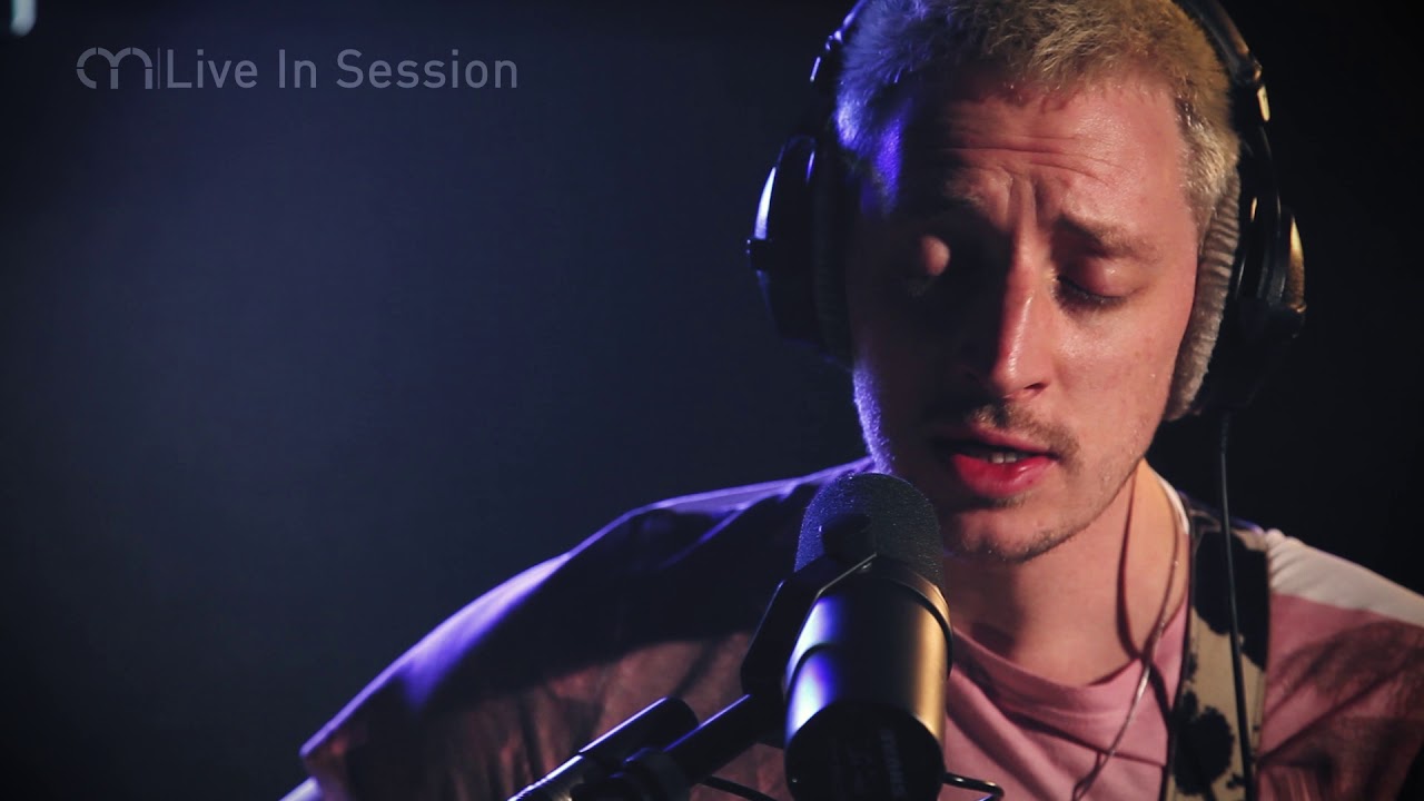 Alex Colman - 'Pumped Up Kicks' / Foster The People (Loop Pedal Acoustic Cover) Live In Session