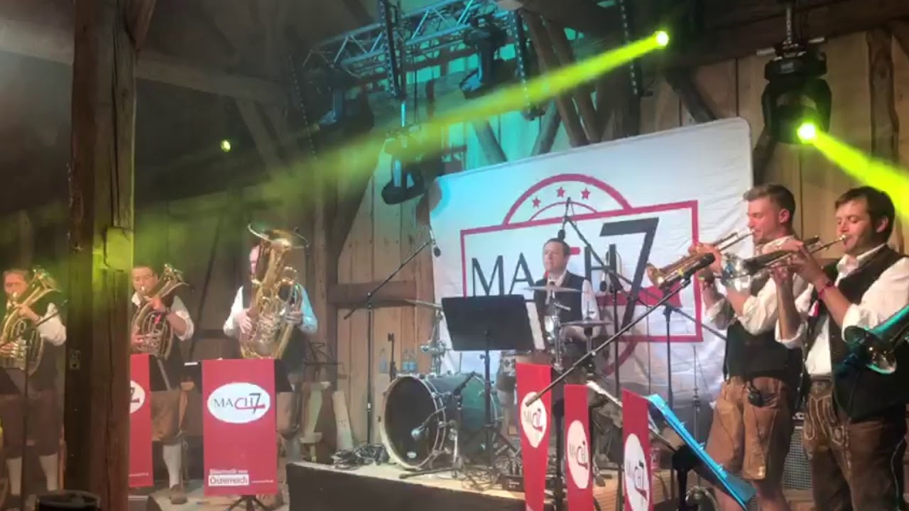 ABSOLUT Polka