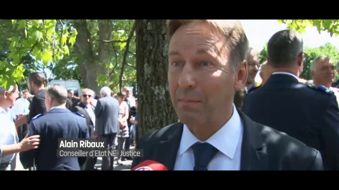 Dernier hommage au chef de la police judiciaire neuchâteloise Olivier Guéniat