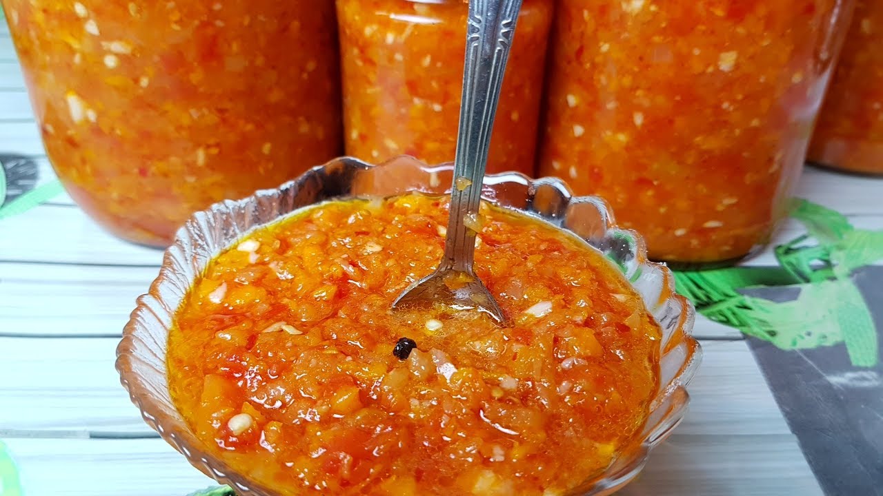Аджика с яблоками, цыганка готовит. Gipsy cuisine.🌶️🍏
