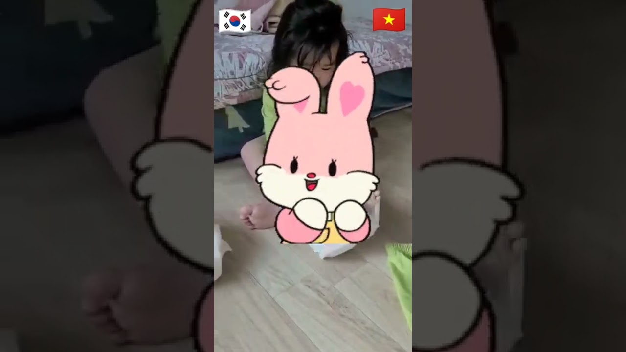 하윤이 처음으로 혼자 귀저귀 갈아 입기 도전