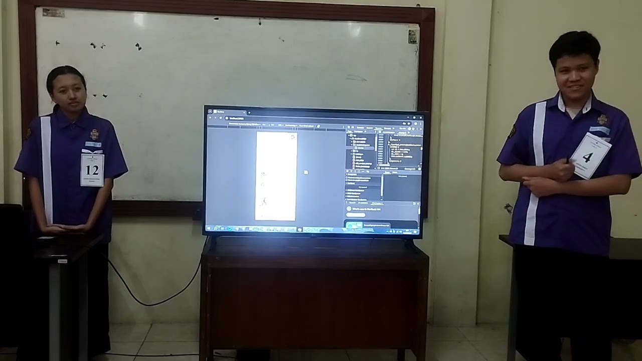 Dokumentasi Presentasi PJBL SuaRasa Kelompok 7, X RPL A, SMKN 4 MALANG 