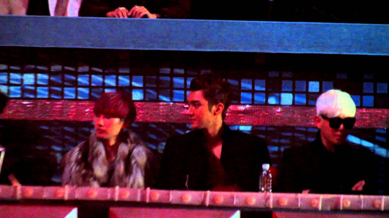 121229 [HD fancam] SJ at SBS Gayo (Sistar's stage)
