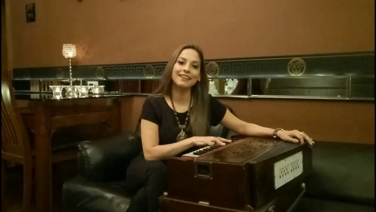 Preety Bhalla Singing Ik Pyaar Ka Nagma Hai