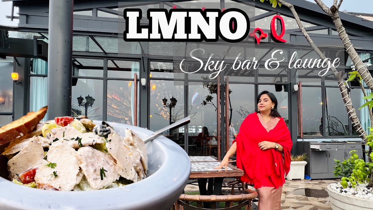 LMNOQ cafe• Best rooftop restaurant in parkstreet •u will get top notch view of the city 🔥