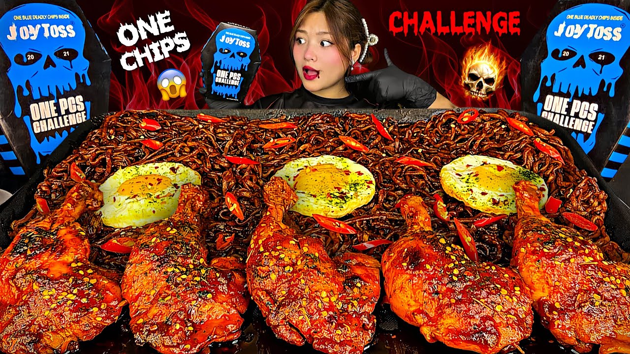 Съел 2 пачки самых острых чипсов в мире😱🔥 + очень острую лапшу из черных бобов🌶️ и невероятно ост...