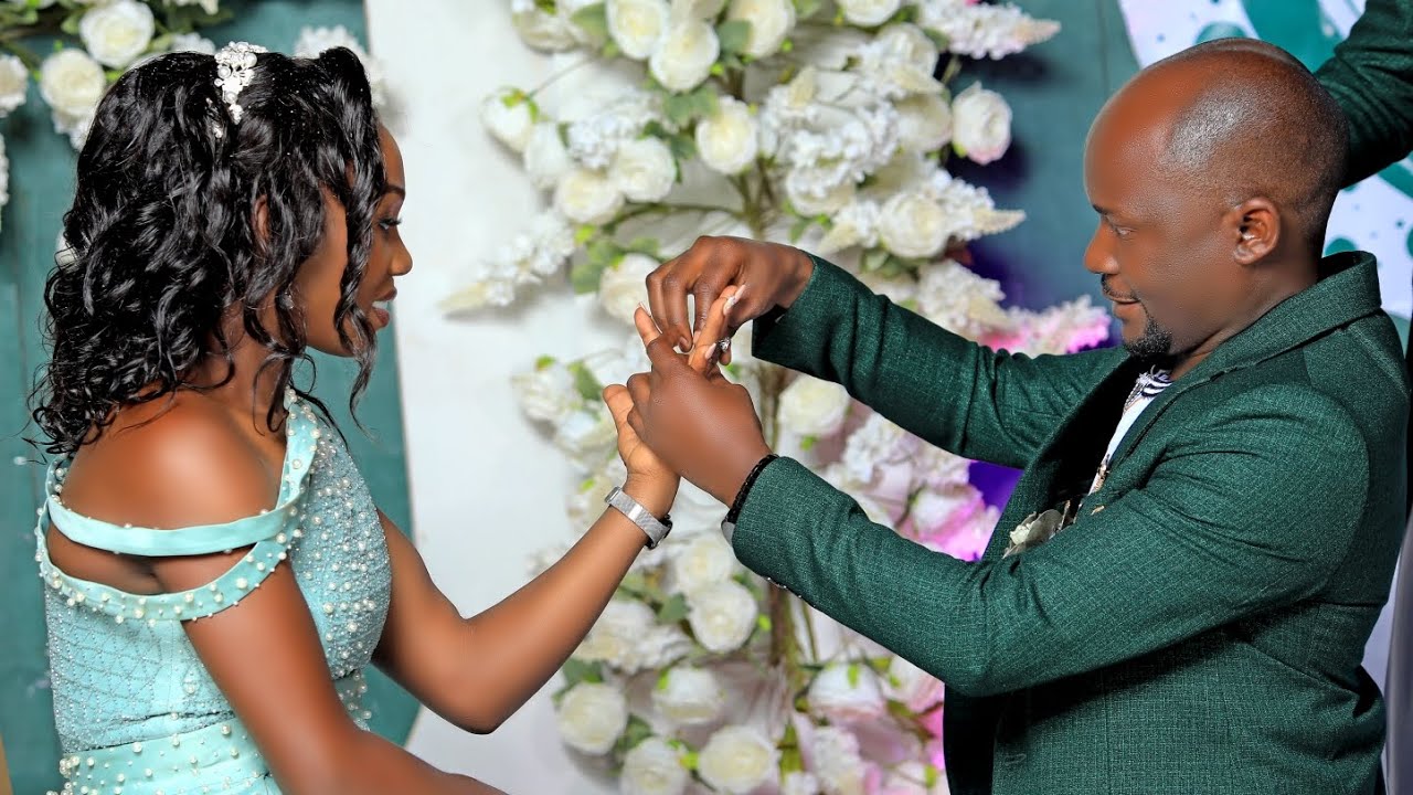 Ritah introduces Derrick Pk Photography Uganda +256703172962