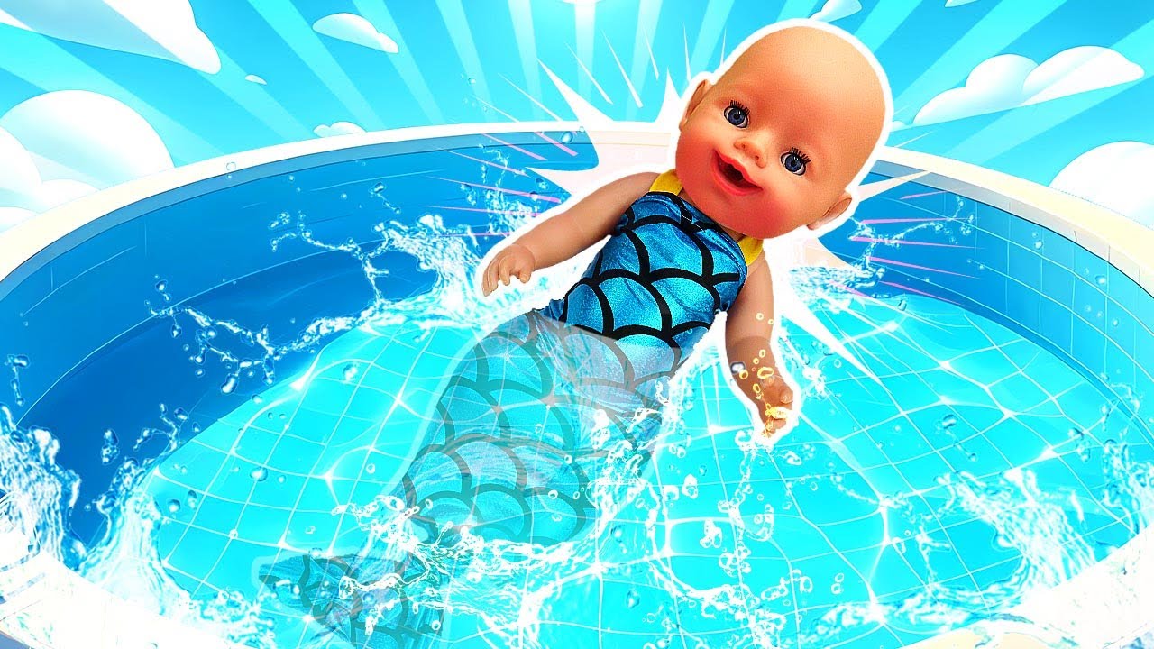 A boneca bebê Emily virou sereia! Brincando na piscina com as bonecas!