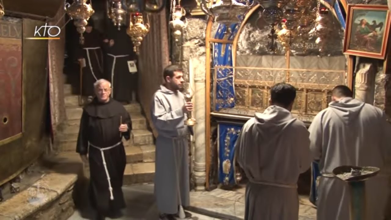 Visite à la Grotte de la Nativité : Terra Santa News du 24 décembre 2018