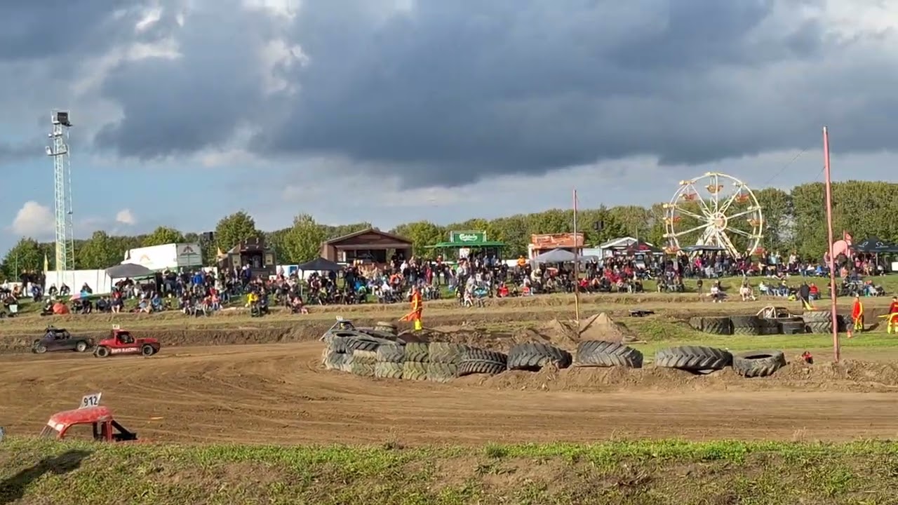 Stockcar Grimmen September 2025 Am Sonntag Trabant Massenstart Mit Rennenabruch 