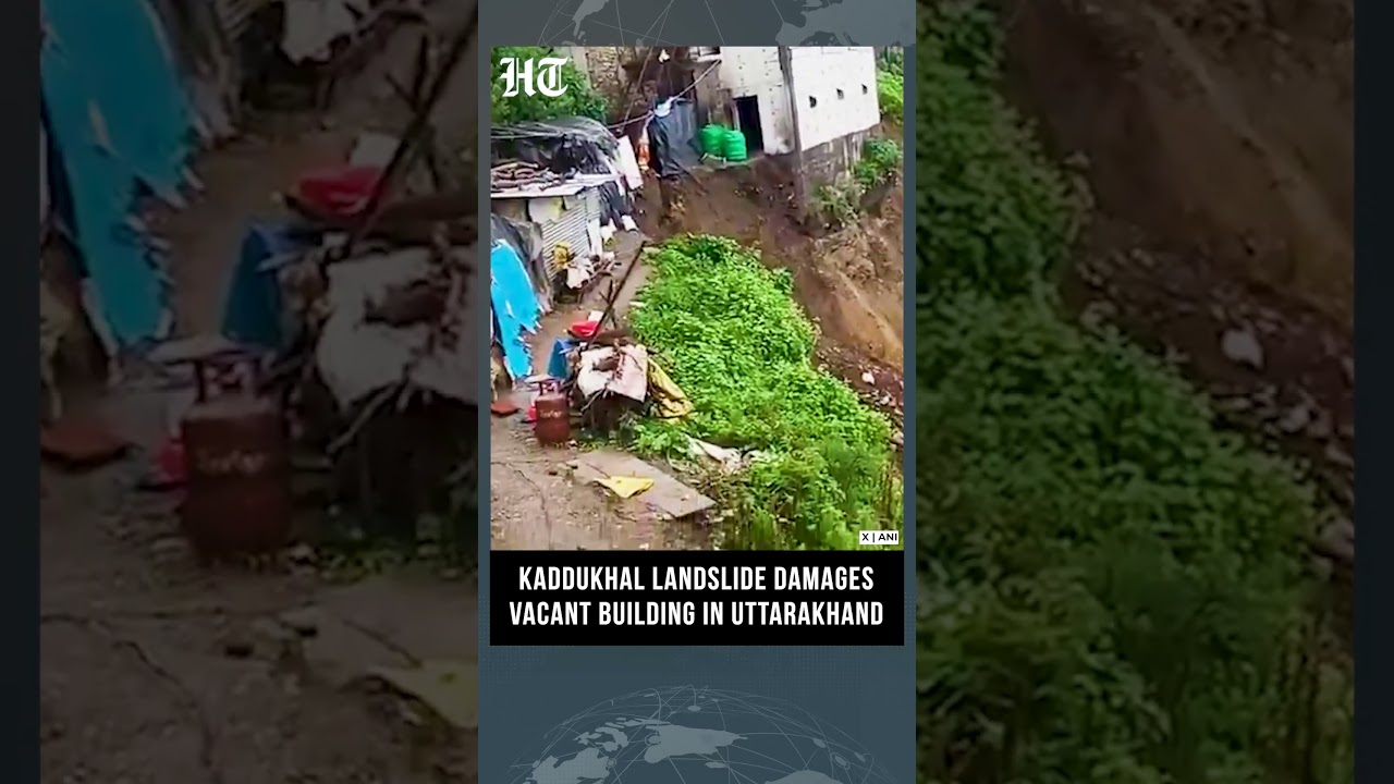 Massive Landslide Near Kaddukhal Damages Building Along Uttarakhand Highway | #shorts