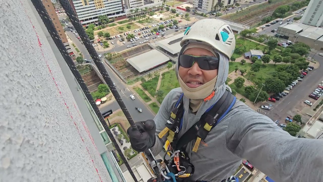 ALPINISMO PREDIAL PARTE 17 ( PRÉDIO ALTO COM MUITA ADRENALINA ) ARNIQUEIRA-DF CLARAS-DF 