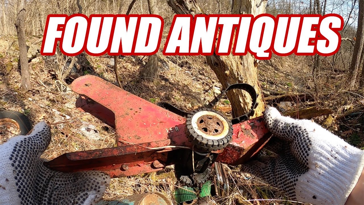 Bottle Digging & Antique Digging an Old Farm Dumpsite
