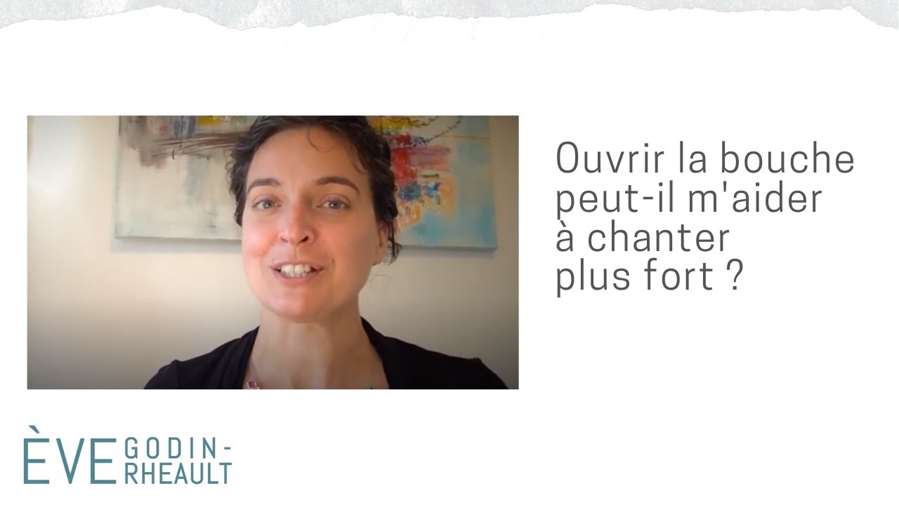 Ouvrir plus la bouche peut-il m'aider à chanter plus fort ?