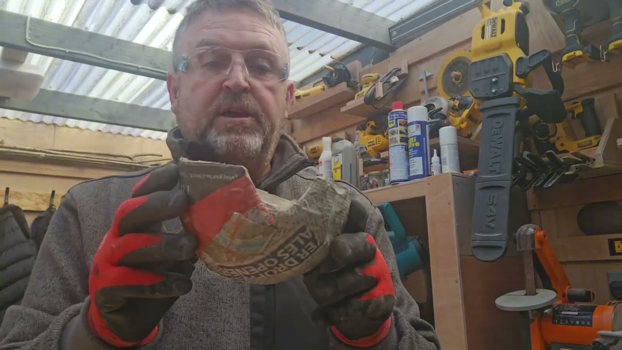 Building a House Martin nest