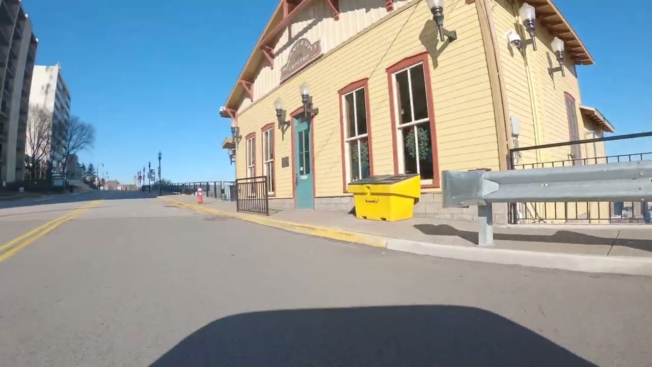 Driving To The Top of Mount Washington (Pittsburgh, PA)