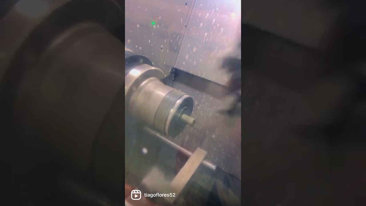 Alimentador de barra CNC automático             #cnc #world