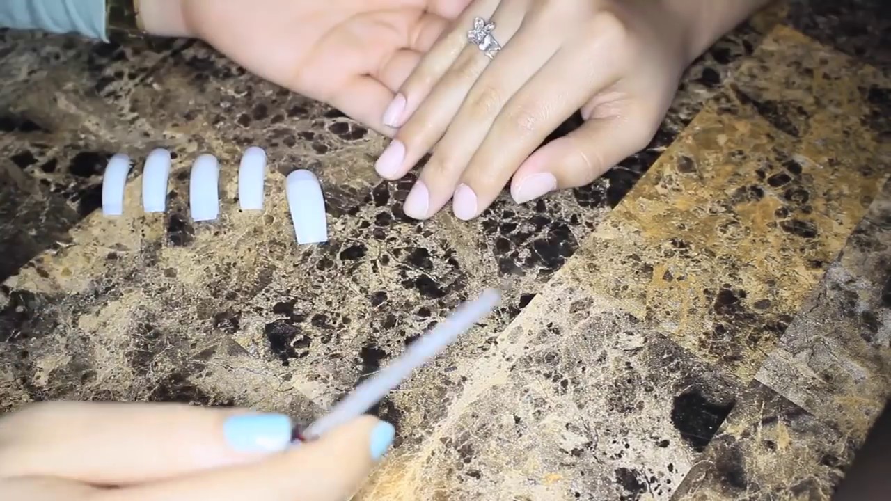 CHEAP FAKE NAILS / AT HOME / COFFIN STYLE | Sahony Bourdier