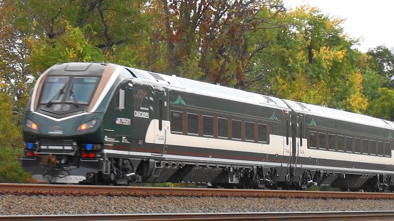 🚄 Rare Amtrak Cascades Airo Train by Siemens Thru Cove Pennsylvania