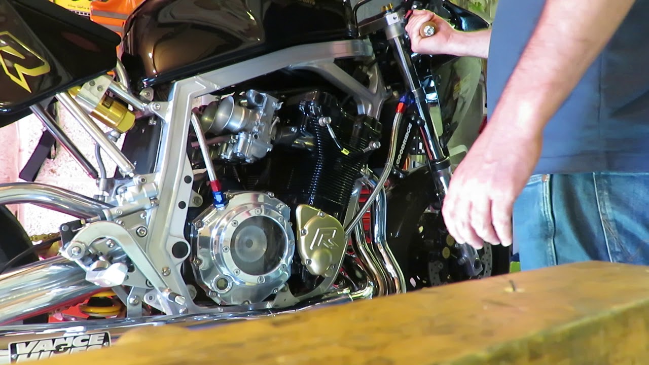 GSXR 7/11 warm up new 38mm flatslide RS Mikuni