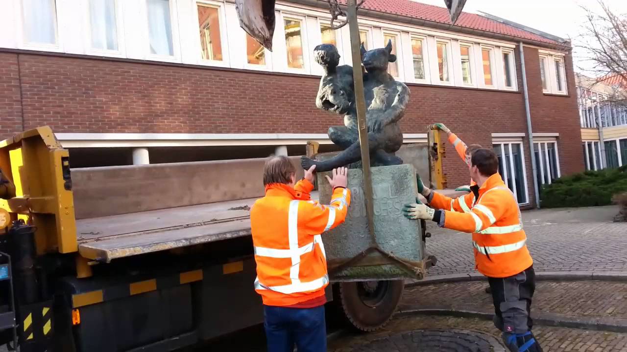 Gemeente Berkelland haalt beelden weg