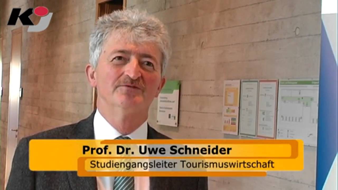 Viele Neugierige in Berufsakademie