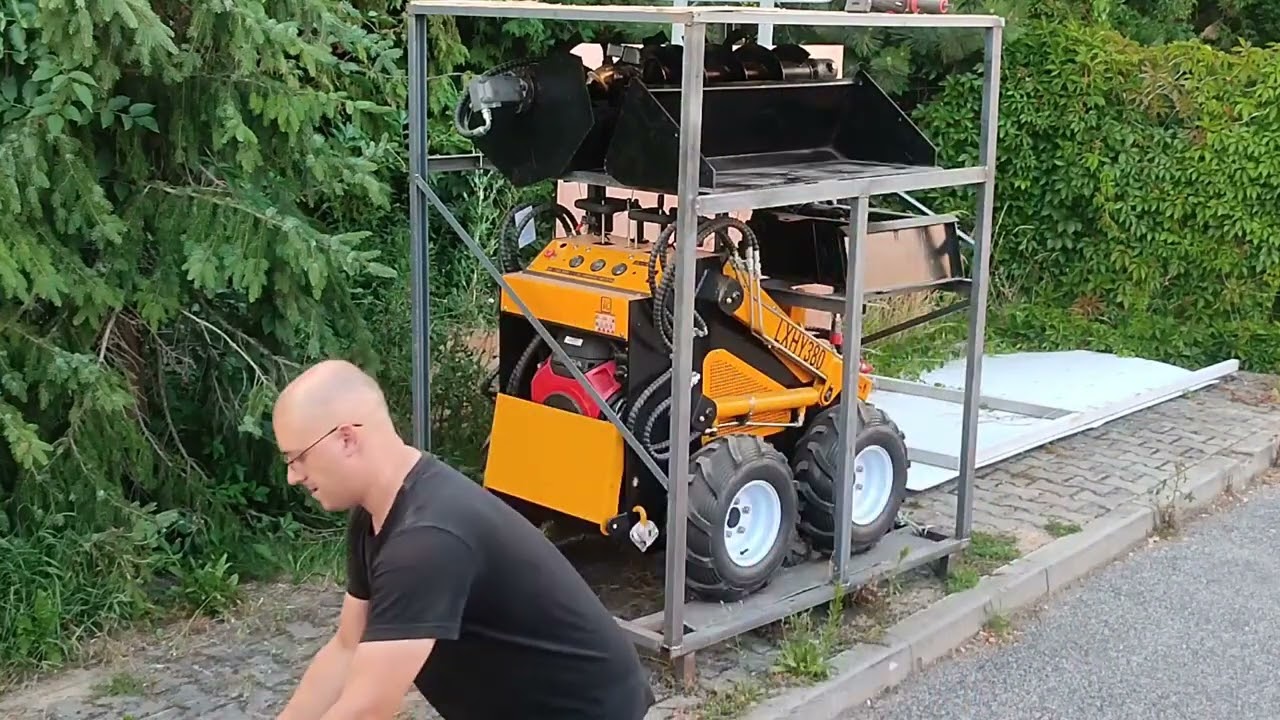 Unboxing mini skidsteer loader Hysoon 380 (Loongsheen lxhy380)