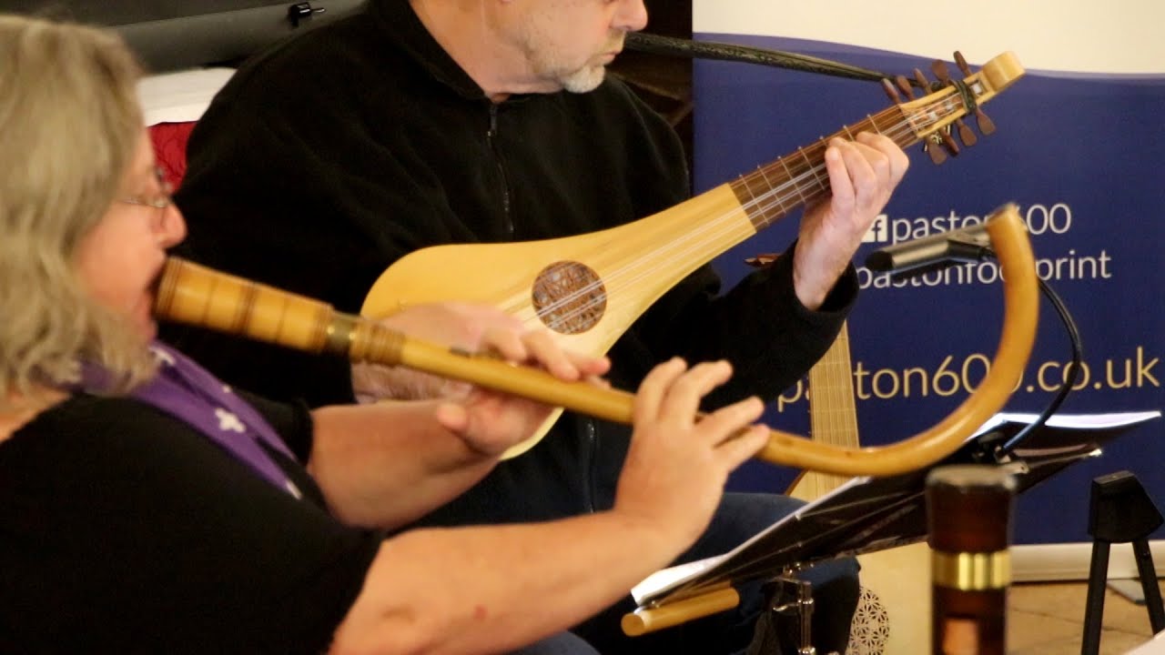 The Gittern and the Crumhorn